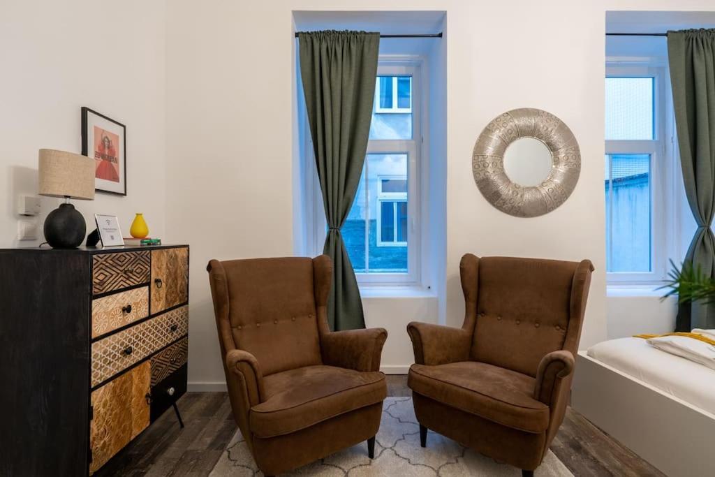 Апартаменты Practical 1Br Flat By Center By Hm Вена Экстерьер фото